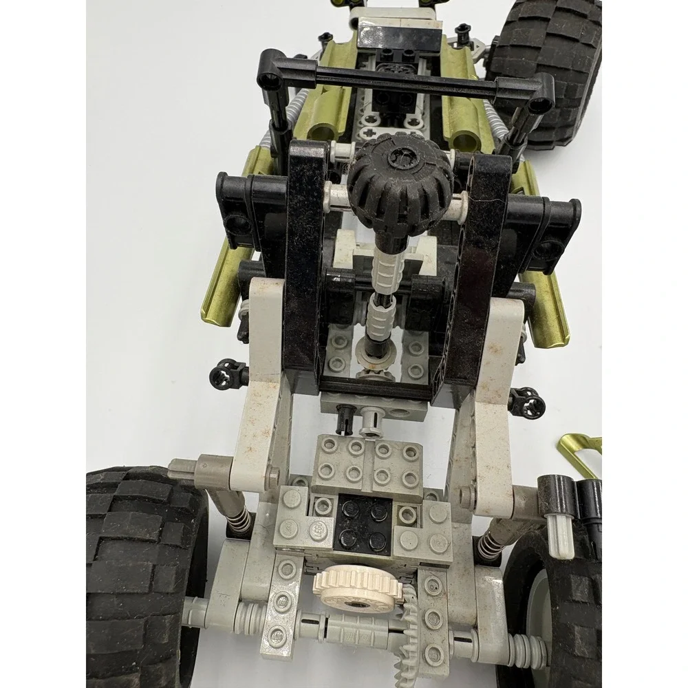 LEGO‎ Technic 8520 Millennium Slizer Throwbots Off-Road Vehicle Incomplete Parts